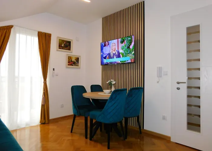 Aurora Lux 아파트 Vrnjačka Banja